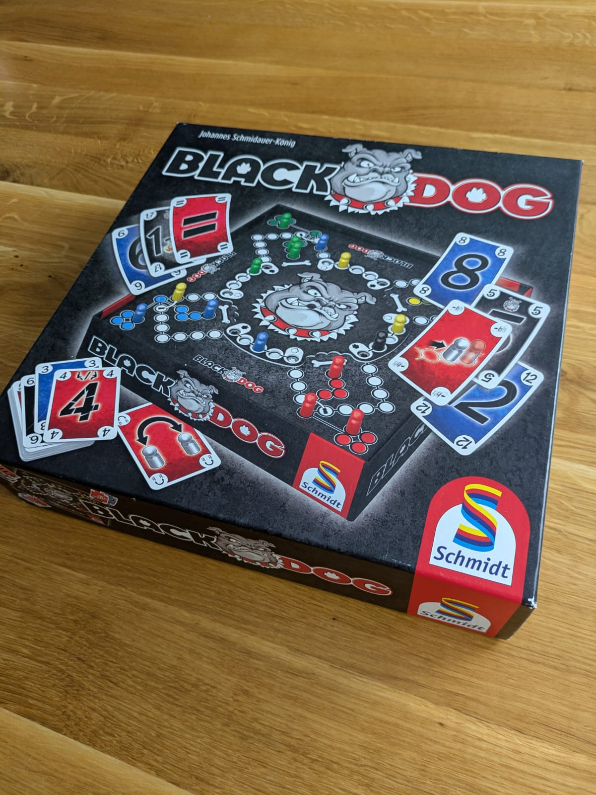 Black Dog Brettspiel Review im Wohnzimmer